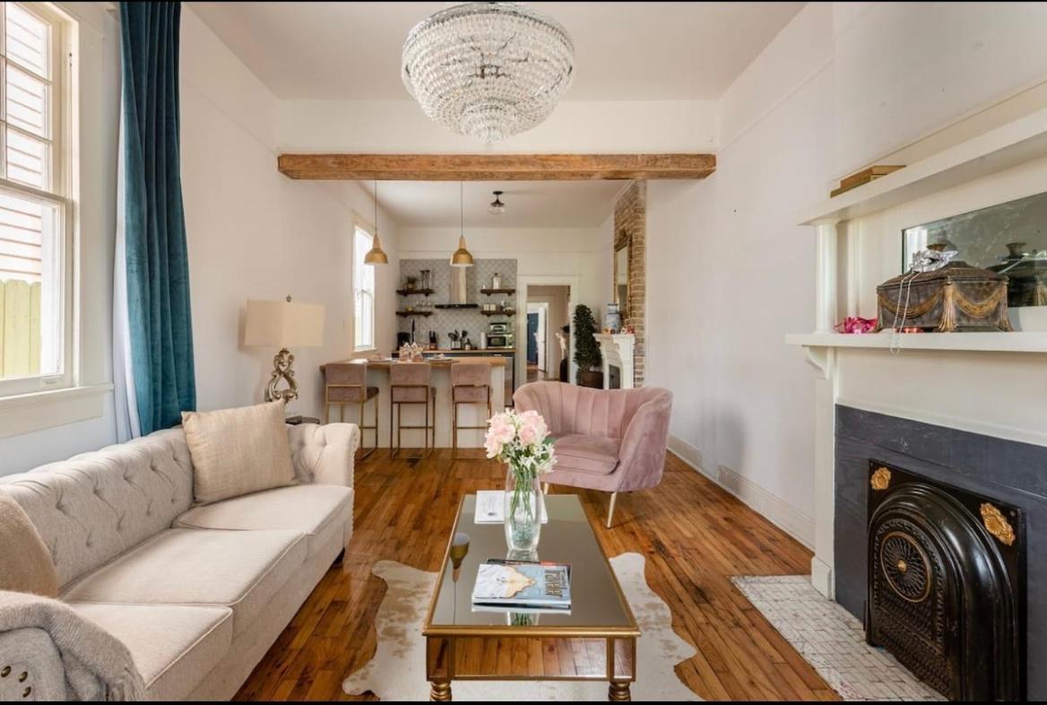 Vila Elegant Renovated House With Relaxing Courtyard New Orleans Exteriér fotografie