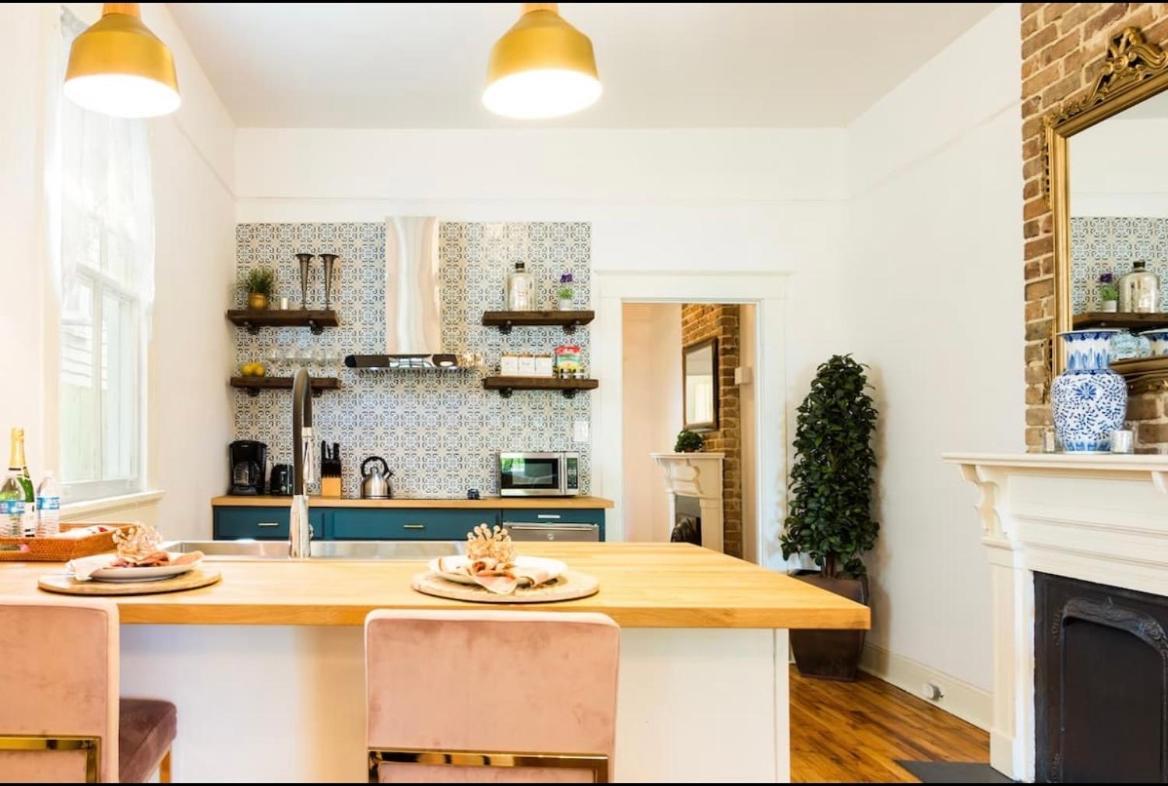 Vila Elegant Renovated House With Relaxing Courtyard New Orleans Exteriér fotografie