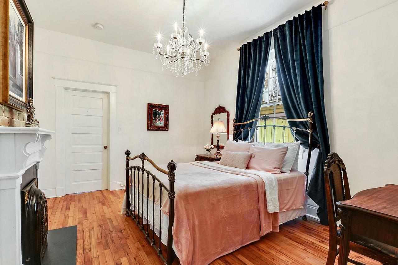 Vila Elegant Renovated House With Relaxing Courtyard New Orleans Exteriér fotografie