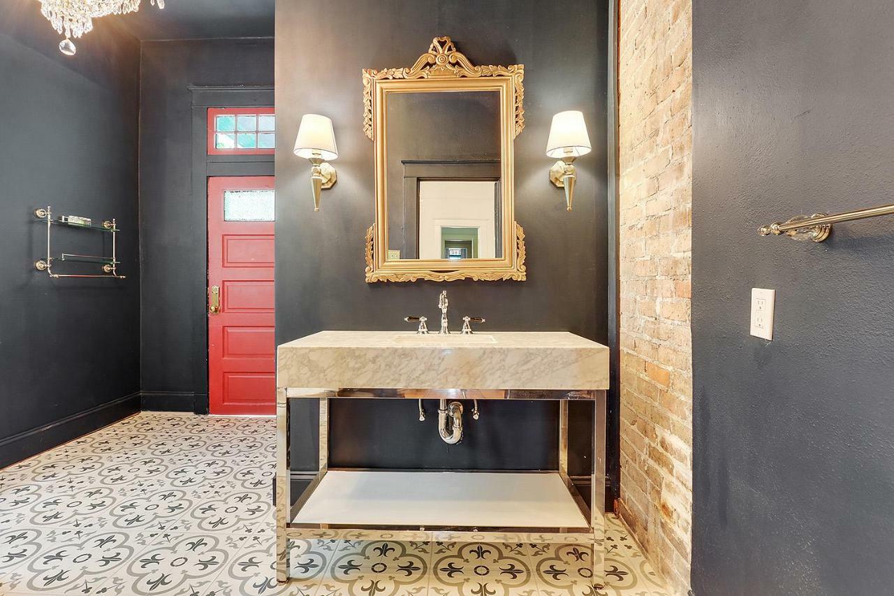 Vila Elegant Renovated House With Relaxing Courtyard New Orleans Exteriér fotografie