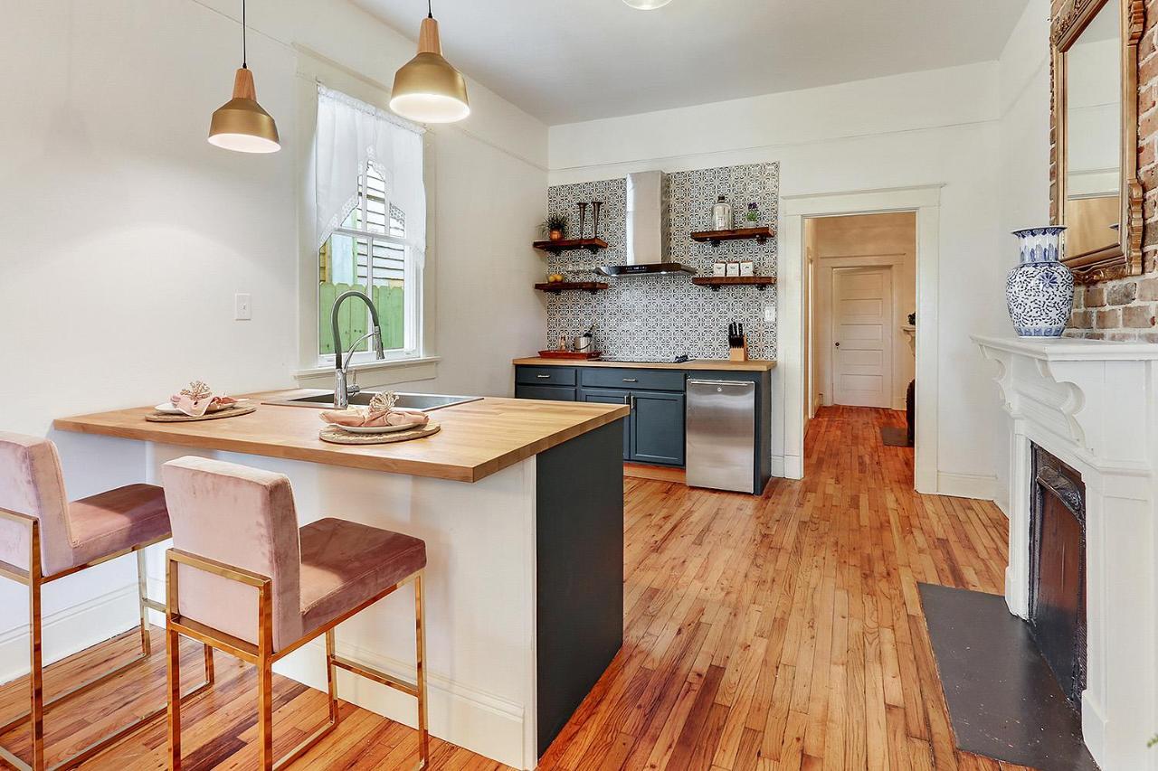Vila Elegant Renovated House With Relaxing Courtyard New Orleans Exteriér fotografie